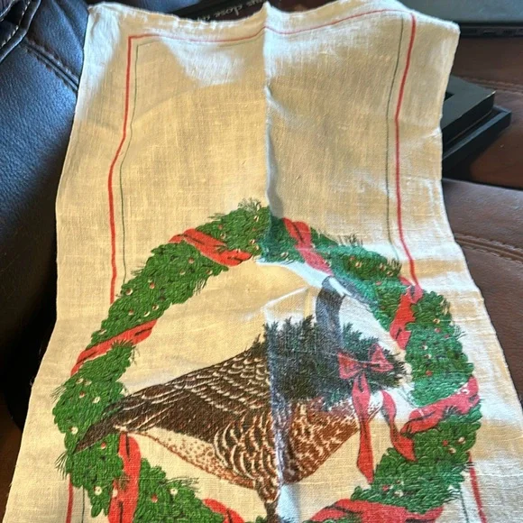 Vintage in new condition Christmas goose towel - Picture 1 of 3